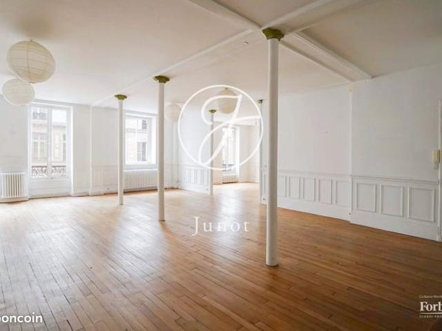Appartement 4 pièces 148 m²
