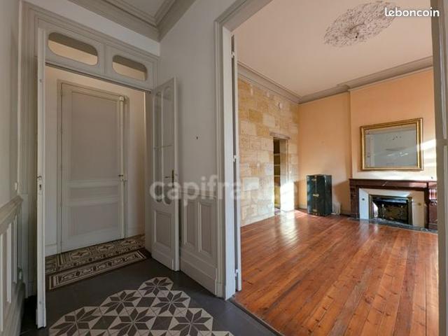 Appartement 4 pièces 148 m²