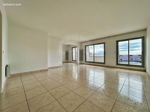 Appartement 4 pièces 148 m²