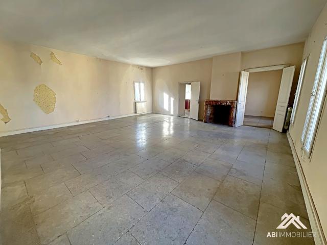 Appartement 4 pièces 149 m²