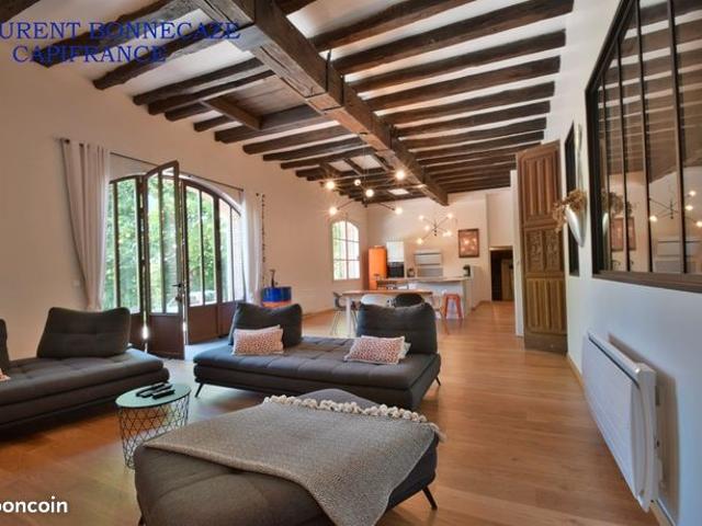 Appartement 4 pièces 150 m²