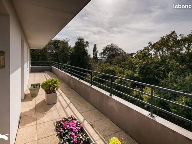 Appartement 4 pièces 150 m²
