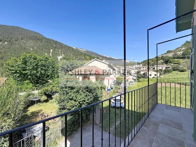 Appartement 4 pièces 150 m²