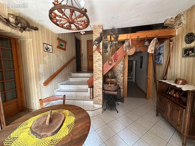 Appartement 4 pièces 150 m²