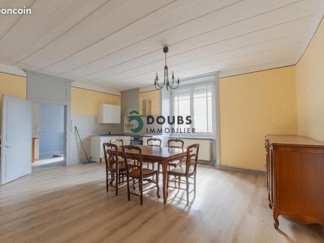 Appartement 4 pièces 150 m²