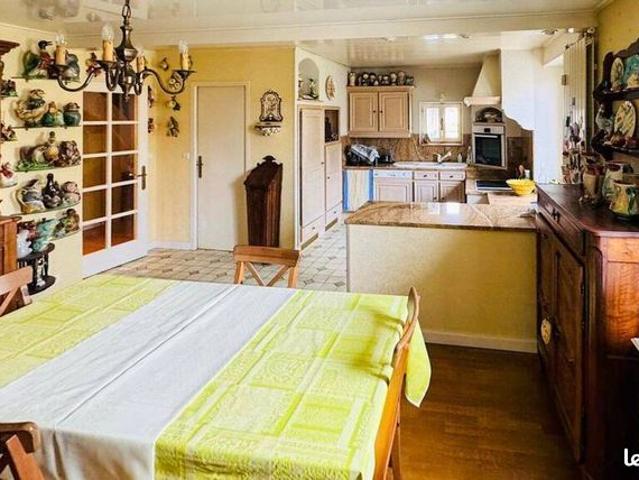Appartement 4 pièces 152 m²