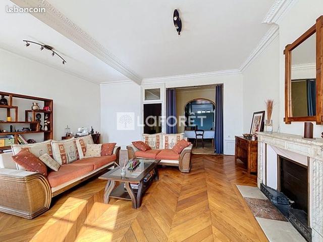 Appartement 4 pièces 152 m²