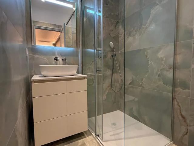 Appartement 4 pièces, 154 m² à louer à Nice 06000