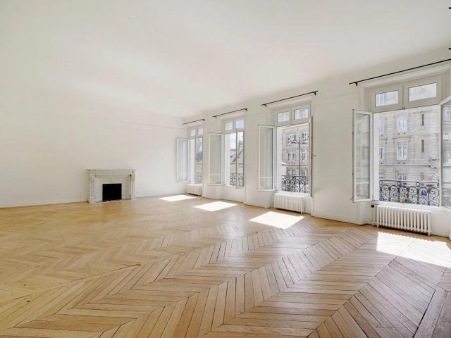 Appartement 4 pièces 155 m²