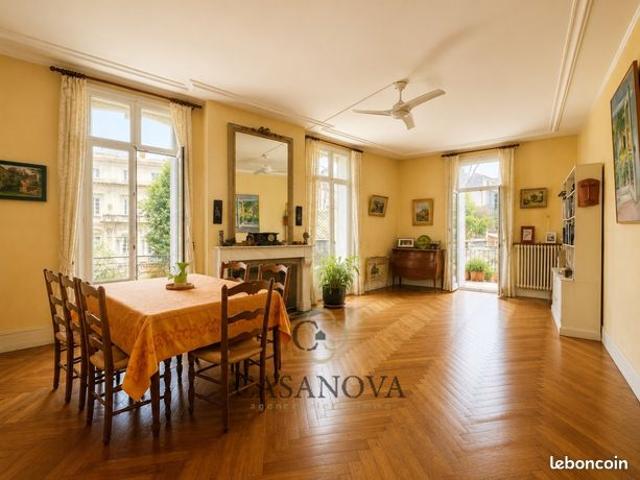 Appartement 4 pièces 160 m²