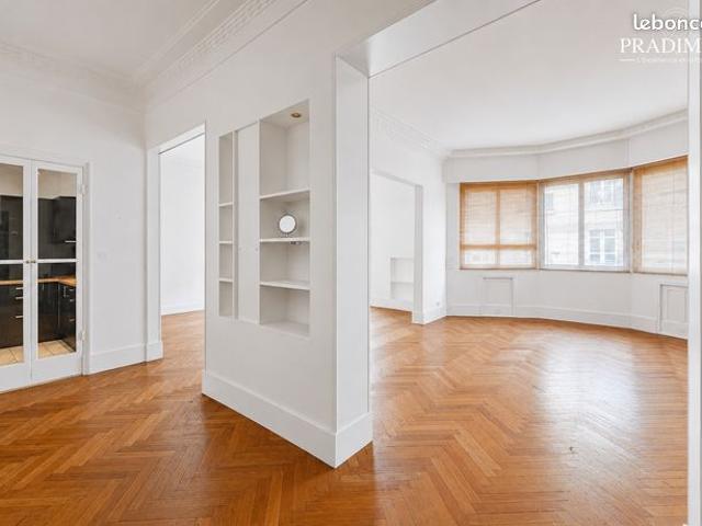 Appartement 4 pièces 161 m²