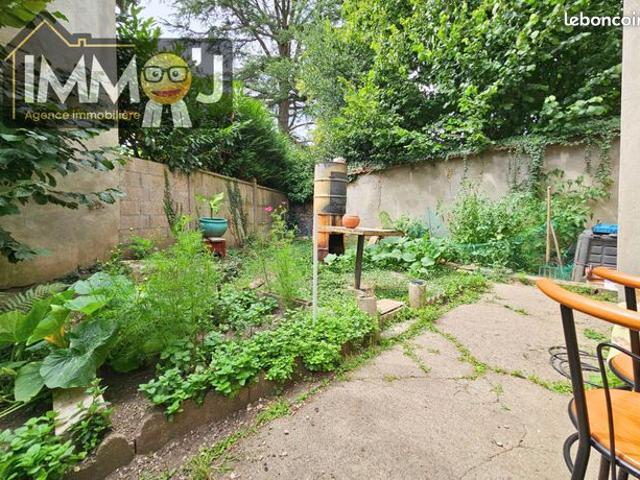 Appartement 4 pièces 162 m²