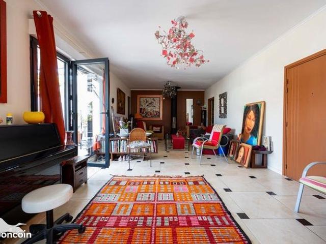 Appartement 4 pièces 163 m²
