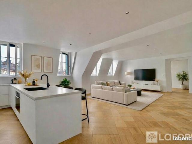 Appartement 4 pièces 163 m²