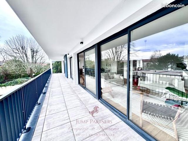 Appartement 4 pièces 164 m²