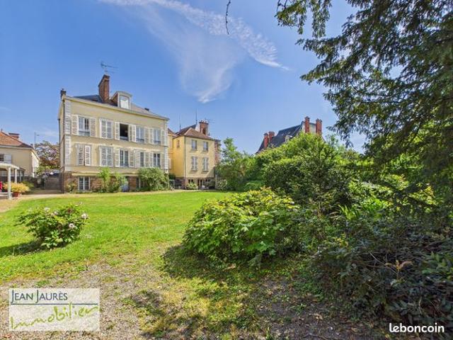 Appartement 4 pièces 165 m²