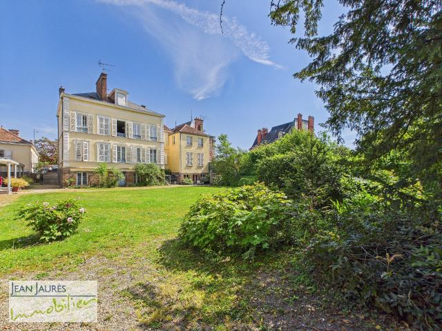 Appartement 4 pièces 165 m²