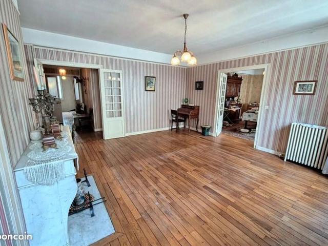 Appartement 4 pièces 166 m²