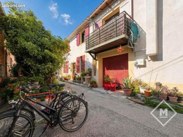 Appartement 4 pièces 167 m²