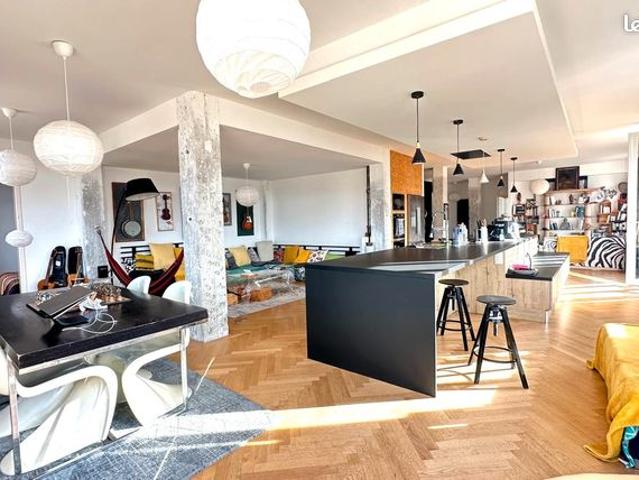 Appartement 4 pièces 172 m²