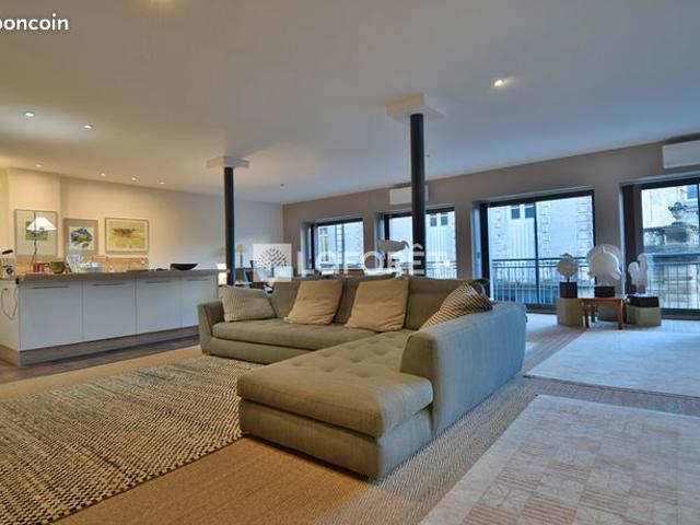 Appartement 4 pièces 173 m²