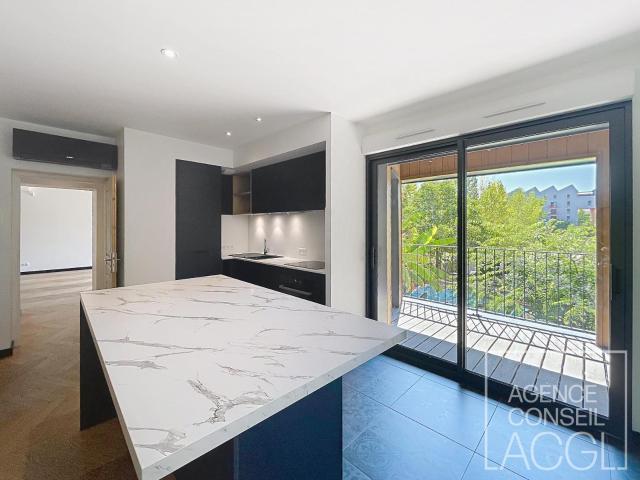 Appartement 4 pièces 173 m²