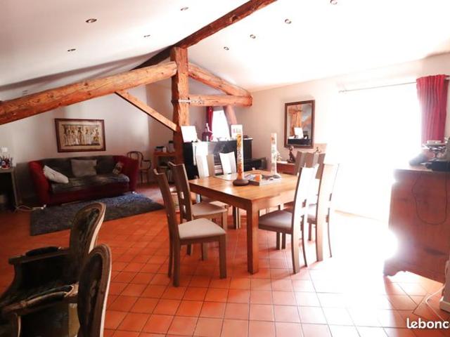 Appartement 4 pièces 175 m²