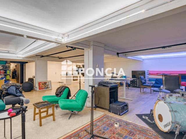 Appartement 4 pièces 178 m²