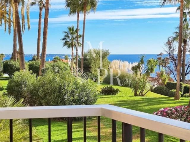 APPARTEMENT 4 PIECES, 181 M² VUE MER, 3 CHAMBRES, TERRASSES, 2 CAVES, 2 PARKINGS