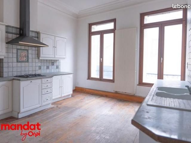Appartement 4 pièces 182 m²