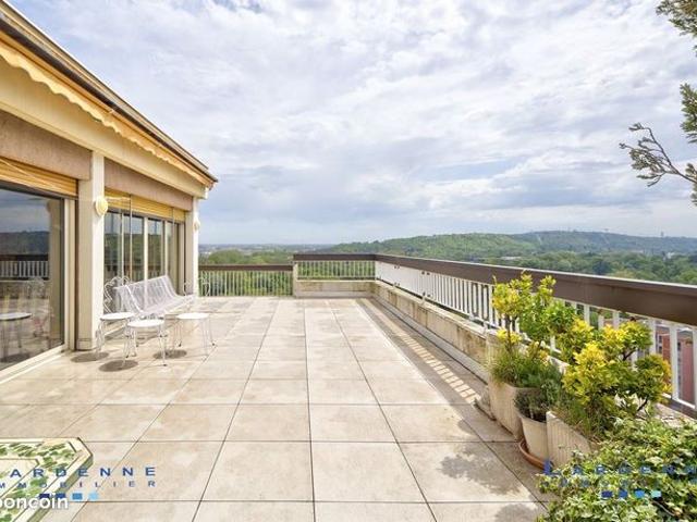 Appartement 4 pièces 185 m²