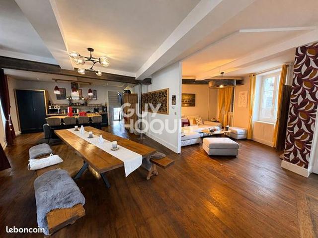 Appartement 4 pièces 188 m²