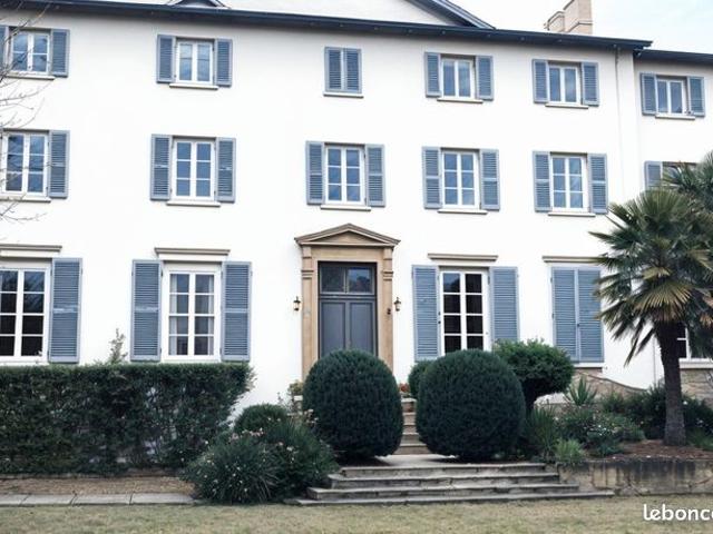 Appartement 4 pièces 197 m²