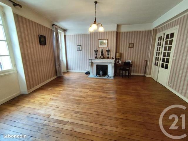 Appartement 4 pièces 202 m²