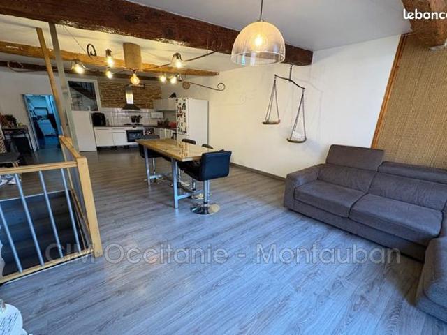 Appartement 4 pièces 210 m²