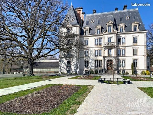 Appartement 5 pièces 220 m²