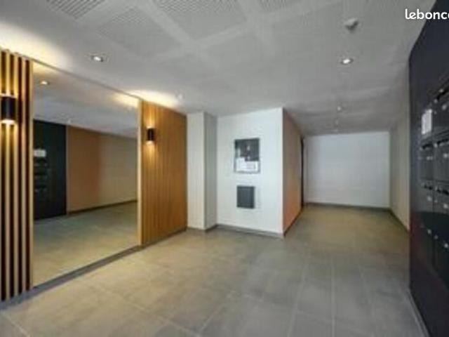 Appartement 4 pièces 23368