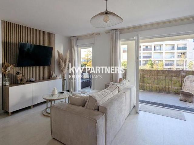 APPARTEMENT 4 PIÈCES / 3 CHAMBRES AVEC BALCON