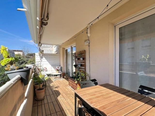 Appartement 4 pièces, terrasse, garage et parking