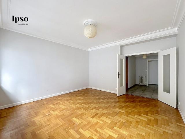 Appartement 4 pièces traversant avec balcon et parking 82m² Lyon 3ème