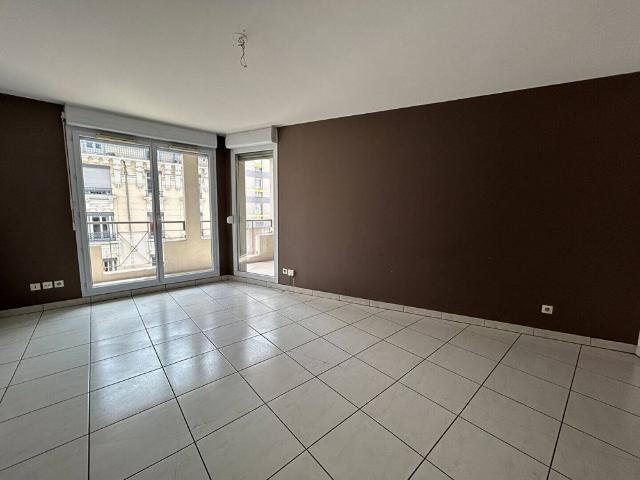 Appartement 4 pièces – VILLEURBANNE