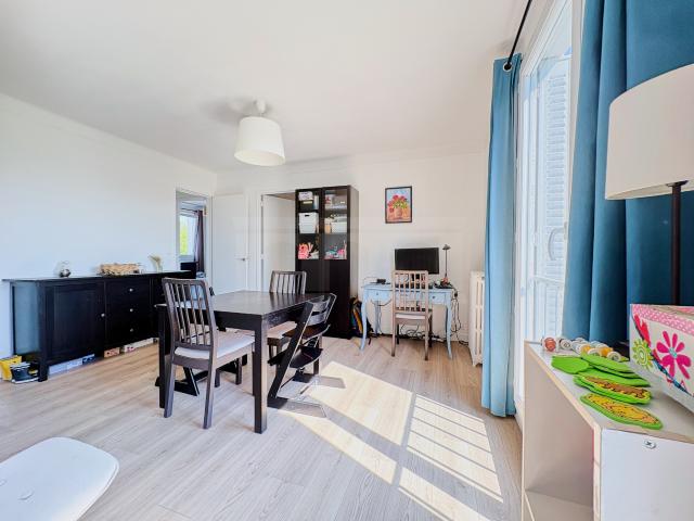 Appartement 4 pièces Viroflay rive droite Dernier étage