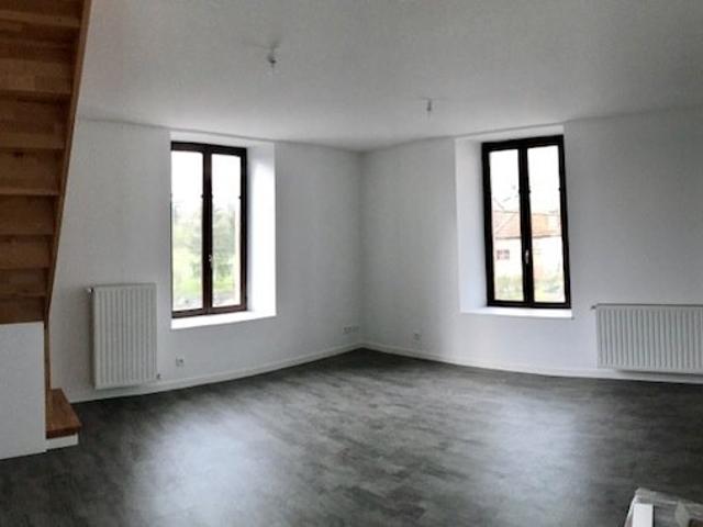 Appartement 4 pièces à Moncel sur Seille FR