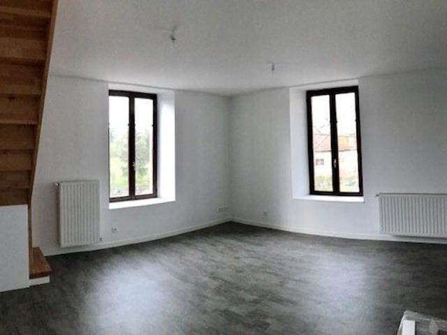 Appartement 4 pièces à Moncel sur Seille