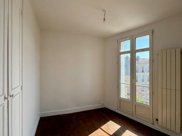 Appartement 4 pièces à louer à Versailles Secteur Mairie, Versailles