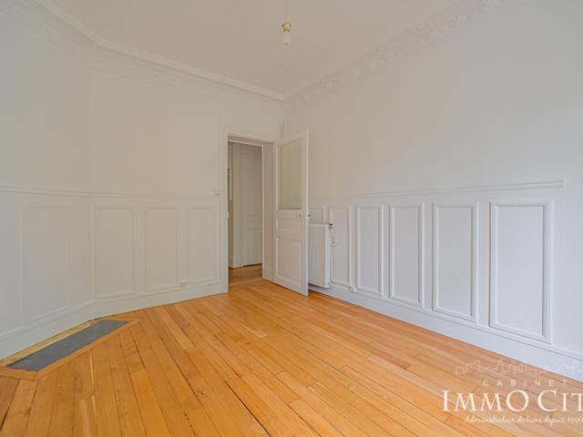 Appartement 4 pièces à Paris 75003