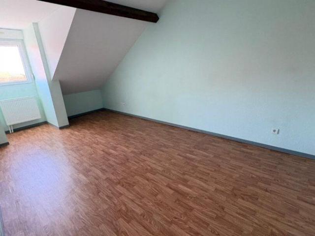 Appartement 4 pièces à Valmont