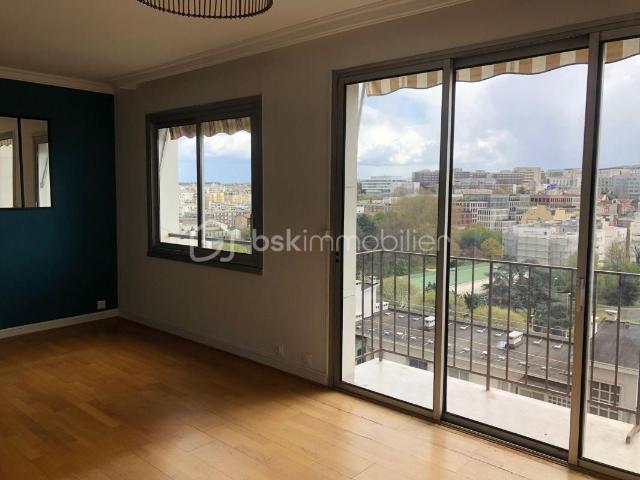 APPARTEMENT 4 PIÈCES À VENDRE