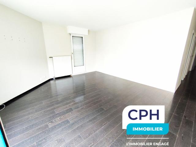 Appartement 4 pièces à vendre à Cergy Emplacement privilégié