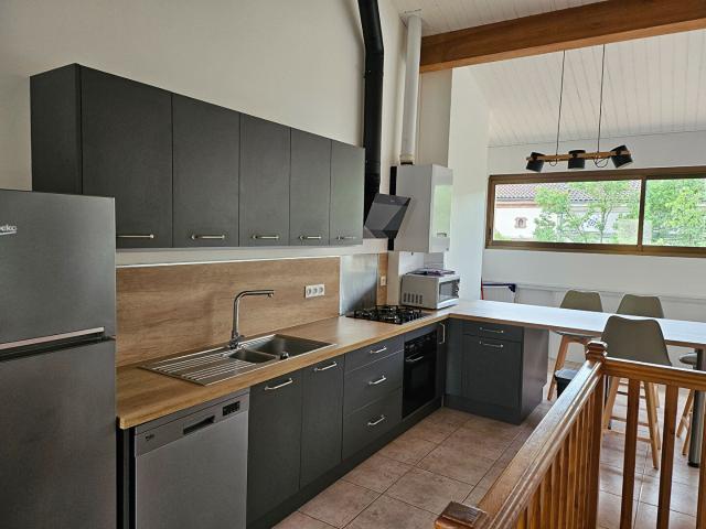 location appartement 4 pièces, 120.00m², albi